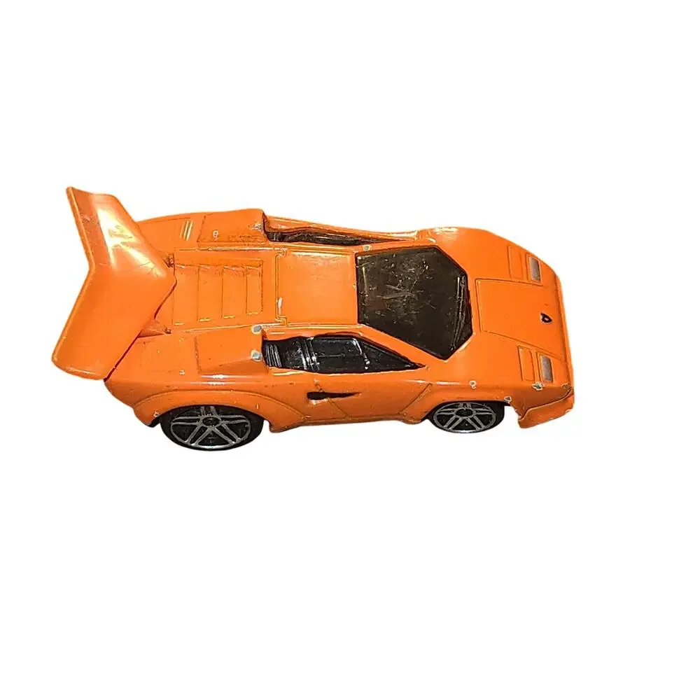 Hot Wheels Lamborghini Countach Mattel orange